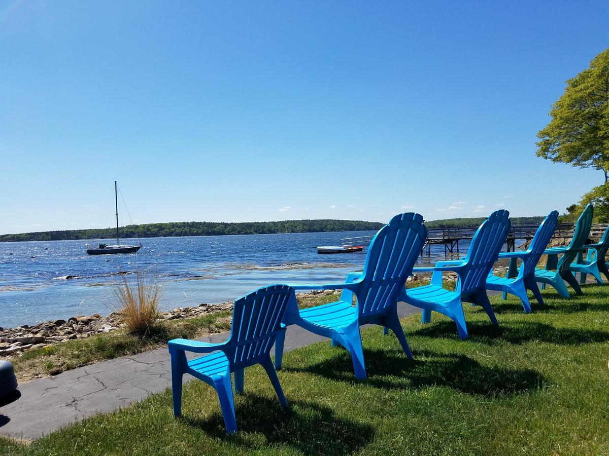 Smugglers Cove Inn Dayville Exteriér fotografie