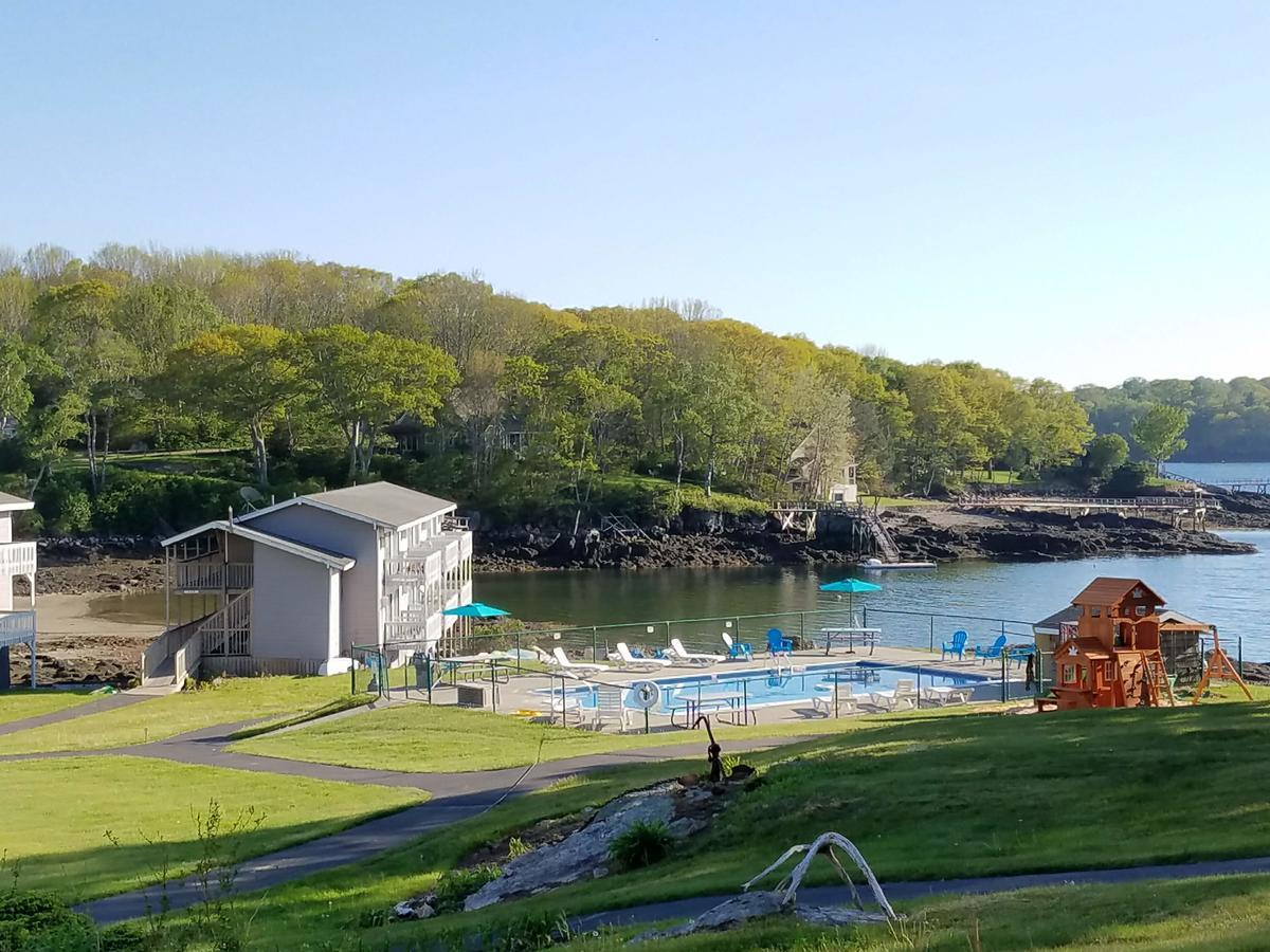Smugglers Cove Inn Dayville Exteriér fotografie