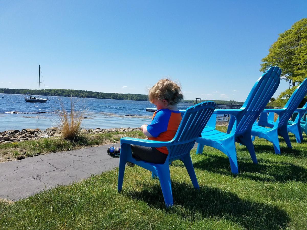 Smugglers Cove Inn Dayville Exteriér fotografie