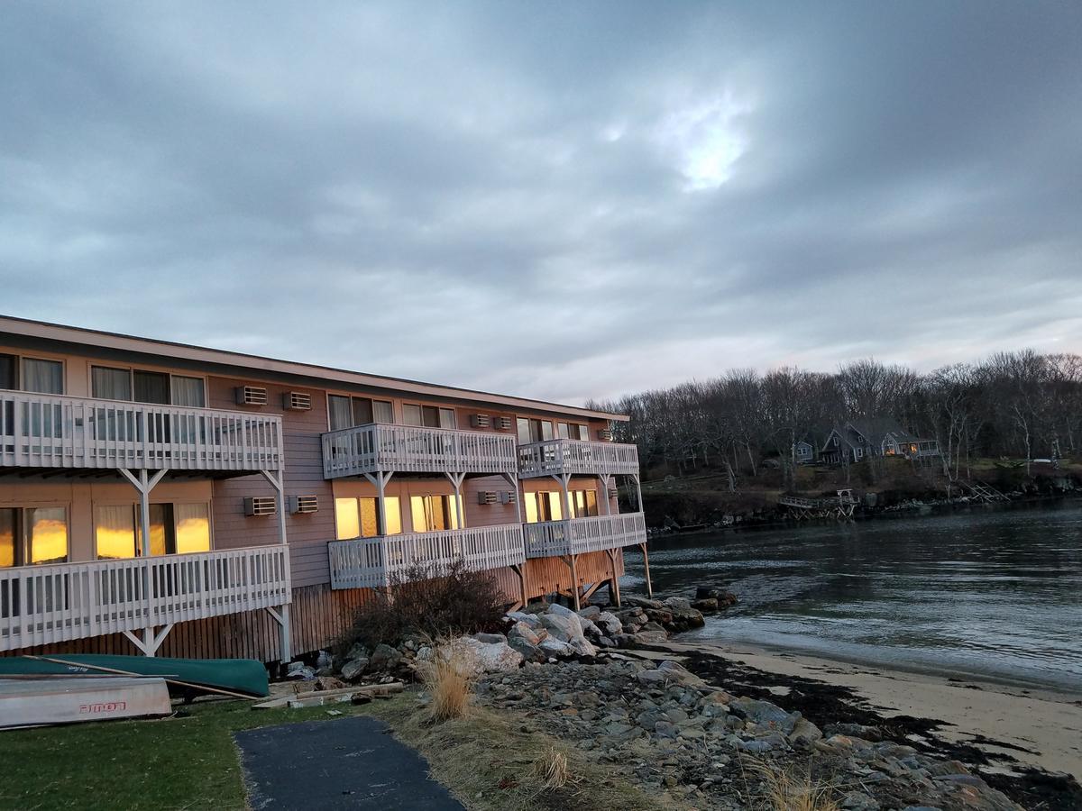 Smugglers Cove Inn Dayville Exteriér fotografie
